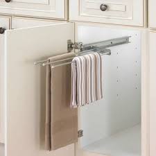 Ideas For Hanging Storing Towels In A Really Small Bathroom Stockage De Serviettes Torchon Cuisine Et Amenagement Maison