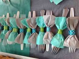 Pliage De Serviette En Papier Et Idee En Forme De Papillon Napkins Napkin Folding Towel Pattern