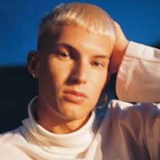 Gus Dapperton World Class Cinema Musique