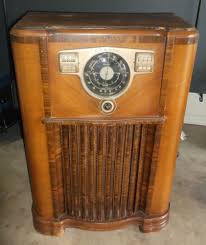 Vintage 1940 Zenith Model 8a02 Short Wave Am Radio Floor Console Antique Radio Vintage Radio Old Radios