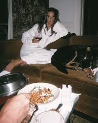 Emily Ratajkowski Emrata Instagram Photos And Videos Emily Ratajkowski Emily Girl Inspiration