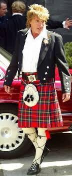 Love A Man In Plaid Rod Stewart S Tiny Tartan Tot Keeps Up The Family Kilt Wearing Tradition Mail Online Kilt Rod Stewart Tartan