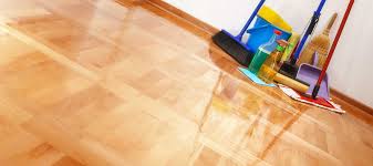How To Wax Floors Professional Cleaning Services In Springfield Missouri Wood Floor Polish Clean Hardwood Floors Natural Flooring