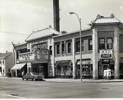 Downtown Pekin Il A Few Years Ago Pekin Illinois Peoria Illinois Peoria