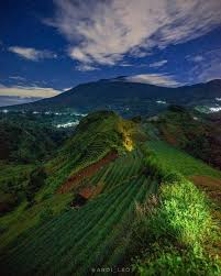 Malam Majalengka Foto Ardi Leo Majalengkaexoticsundaland Panyaweuyan Majalengka Mjlk Di 2020 Malam Leo Indonesia