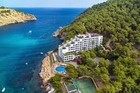 Palladium Hotel Cala Llonga Palladiumhotelsibiza Ibiza Hotel Calallonga Beach Playa Ibiza Honeymoon Vacations