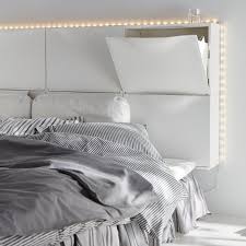 Une Tete De Lit Avec Placards Ikea Dormitorios Muebles Ikea Organizacion Casa
