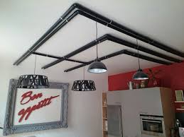 Tuyaux Au Plafond De La Cuisine Pour Cacher Les Fils Electriques Des Luminaires Plafond Luminaire Plafond Deco Plafond