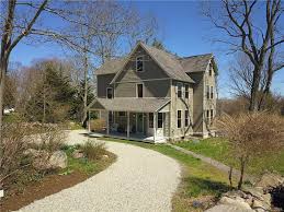 8 1 2 Godfrey St Mystic Ct 06355 Mls 170187418 Zillow Estate Homes Condos For Sale Zillow