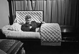 James Dean In The Most Eerie Set Of Photos He Ever Took James Dean James Dean Photos Dean