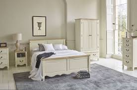 The Bella Brushed Oak And Cream Painted Range Features A French Washed Solid Oak To Traditional Living Room Furniture Oak Bedroom Furniture Oak Furniture Land