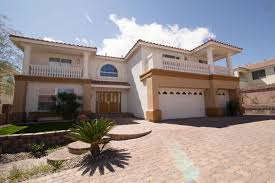 Luxury Mansion Minutes From Strip In Las Vegas Mansions Mansions Luxury Las Vegas Homes
