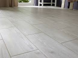 Carrelage Aspect Bois Ambiance Chaleureuse Leroy Merlin Carrelage Imitation Parquet Carrelage Aspect Bois Carrelage