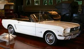 Ford Mustang Wikipedia The Free Encyclopedia Ford Mustang Mustang Ford Mustang Convertible