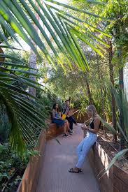 Gallery Of Second Home Hollywood Office Selgascano 12 In 2020 Facade Landscaping Inspiration Architecture