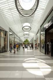 Shopping Centre La Cartiera Picture Gallery Shopping Mall Interior Shopping Mall Design Shopping Center Architecture