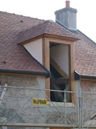 Lucarne Porte Fenetre Styles De Toit Couleur Facade Maison Lucarne
