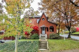 217 Questend Ave Mt Lebanon Pa 15228 Mls 1368909 Zillow Zillow House Styles Home