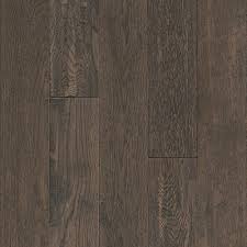 Bruce Take Home Sample Oak Sculpted Misted Memory Solid Hardwood Flooring 5 In X 7 In Dark Solid Hardwood Floors Hardwood Floors Hardwood