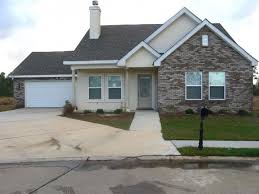 Affordable Houses For Rent Near Me Apartmentsforrent Housesforsale Renttoownhomes Apartmentguide R Renting A House Townhouse For Rent Rental Homes Near Me
