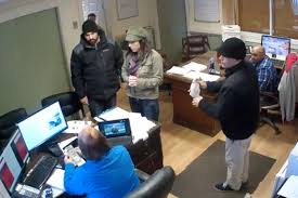 Us Car Firm F R Auto Sales In Massachusetts Sparks Fury Online For Telling Pizza Delivery Guy To Brin Pizza Delivery Guy Pizza Delivery Driver Pizza Delivery