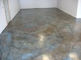 Decoratively Stained Concrete Floor With Multi Tone Variegated Effects Using Soycrete Concrete Stain Sealed Concrete Stained Floors Stained Concrete Flooring