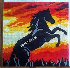 Deco Kdo Nat Perles Hama Tableau Cheval Cabre Coucher De Soleil Perles A Tisser Motifs Perles Hama Perles Hama