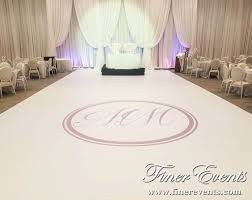 Rias Elegant White Decor And Our Seamless White Vinyl Dance Floor Make A Fabulous Match It S Such A Delight In 2020 Head Table Decor Dance Floor Vinyl Vinyl Flooring
