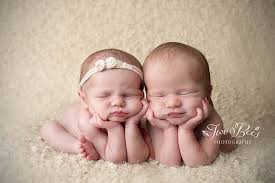 Pin By Alyssa Hix On Twin Pics Newborn Twin Photography Twin Photography Newborn Photography