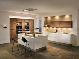 Cuisine Bois Ilot Central Blanc Placard Rangement Moderne Plan En U Cuisine Bois Moderne Cuisine Bois Cuisine Moderne