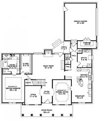 654280 One And A Half Story 4 Bedroom 3 5 Bath Southern Country Farmhouse Style House Plan H Farmhouse Style House Plans Southern House Plans House Plans