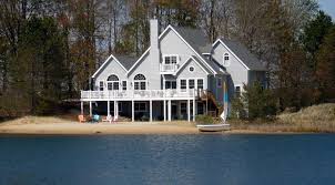 Lakefront Homes Near South Haven Mi Lakefront Homes Lakefront Homes For Sale Lake Houses For Sale