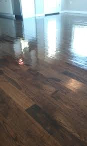 Installation Of Unfinished Red Oak 2 1 4 3 1 4 And 5 Inch Planks 1232 Square Feet Stained Jacobean Masterline Finis Red Oak Oak Floors Floor Installation