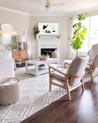 Ahousewithbooks Showed Us Exactly How To Update A Space By Simply Switching Around Her Furniture Double Tap Living Room Designs Home Decor Living Room Trends