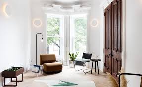A Historical Townhouse In New York City Gets A Modern Interior Design Makeover Townhouse Interior Home Modern Interior Design