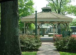 Right Now Home Collierville Tn Collierville Collierville Tennessee Landscape