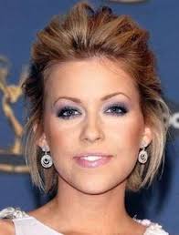 Les 10 Meilleures Coiffures Pour Cheveux Courts Coiffure Cheveux Mi Court Coiffure Soiree Cheveux Courts Cheveux Courts