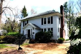 House Successfully Listed And Sold In Berkeley Heights 560 Plainfield Avenue Berkeley Heights Outdoor Decor Real Estate