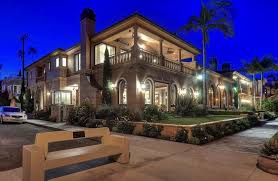 Naples Island Masterpiece 10 900 000 Real Estate Houses California Real Estate California Homes