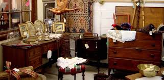 Cutiques An Upscale Home Decor Furniture Consignment Store In Leominster Thrifting Vintage Outfits Upscale