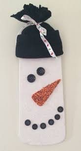 Fan Blade Snowman Great Way To Repurpose Old Fan Blades Ceiling Fan Crafts Painted Fan Xmas Crafts