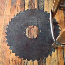 Saw Blade Inlay In Wood Floor Deco Bois Idees Pour La Maison Deco Originale