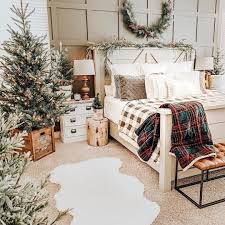 Top 37 Christmas Bedroom Decorations Ideas 2020 Page 28 Of 37 Newyearlights Com Christmas Decorations Bedroom Christmas Room Decor Christmas Home