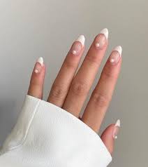 25 Nail Art Designs For Summer That Aren T Tacky Anna Elizabeth In 2020 Subtle Nails Pretty Acrylic Nails Minimalist Nails