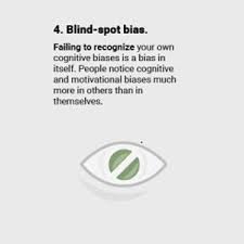 Liveunbiased Minigraphics Infoseries Cognitive Biases That Screw Up Your Decisions 4 Bli Cognitive Bias Behavioral Economics Executive Functioning Skills