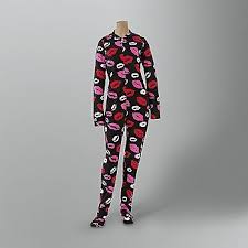 Forget What Anyone Thinks If You Like Being Warm This Is For You I Just Got Some Onesie Pajamas From Kmart On Clearance Toda Pajamas Onesie Pajamas My Style