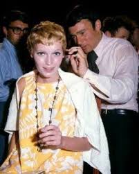 Famed Mia Farrow Haircut Was A Mistake Chic Dish Mia Farrow Pixie Mia Farrow Vidal Sassoon