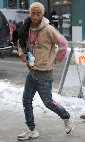 Jaden Smith Shows Off Bleached Blonde Hair In Syre Gear Celebrity Wotnot Jaden Smith Jaden Smith Fashion Mens Outfits