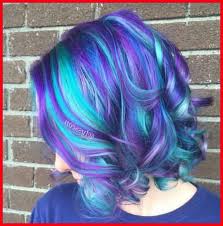 Idee Di Colore Peloso Viola Blu Il Mix Di Colori Funziona Sempre Per Rendere Il Tuo Aspetto Affascinante Blue Purple Hair Hair Color Purple Wedding Hair Colors