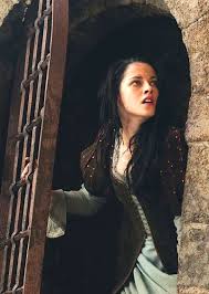 Tumblr Kristen Stewart In Snow White And The Huntsman Kristen Stewart Hair Kristen Stewart Kristen Stewart Movies